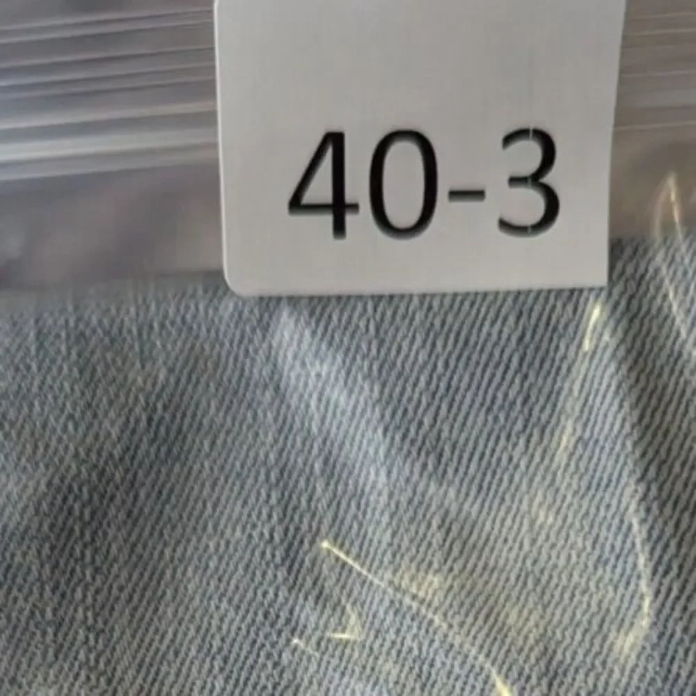 BKE Men‎ Jeans 36x29 Tyler Straight Whiskering Light Wash Cotton Zip Fly